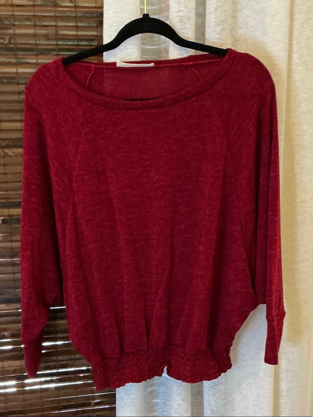 Vine & Love Marled Crimson Scoop Neck Pullover